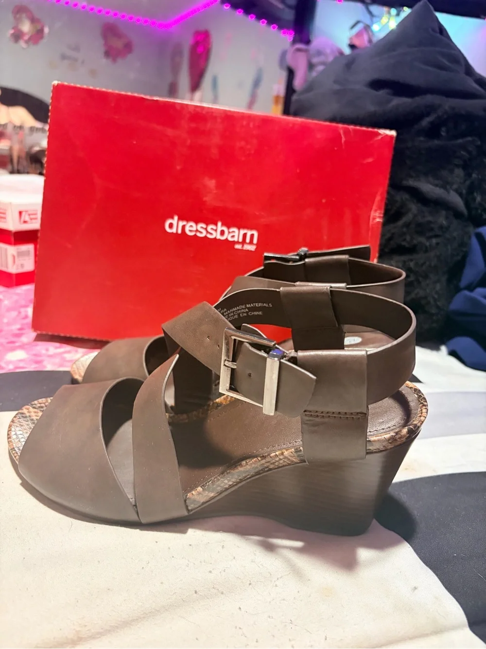 dressbarn wedge sandals